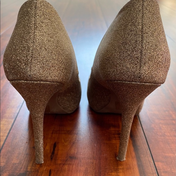 Le Chateau Heels - Picture 3 of 6